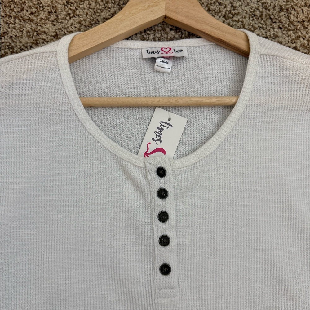 Times Two Fall Maternity Shirt Bundle- Size L - Picture 12 of 15